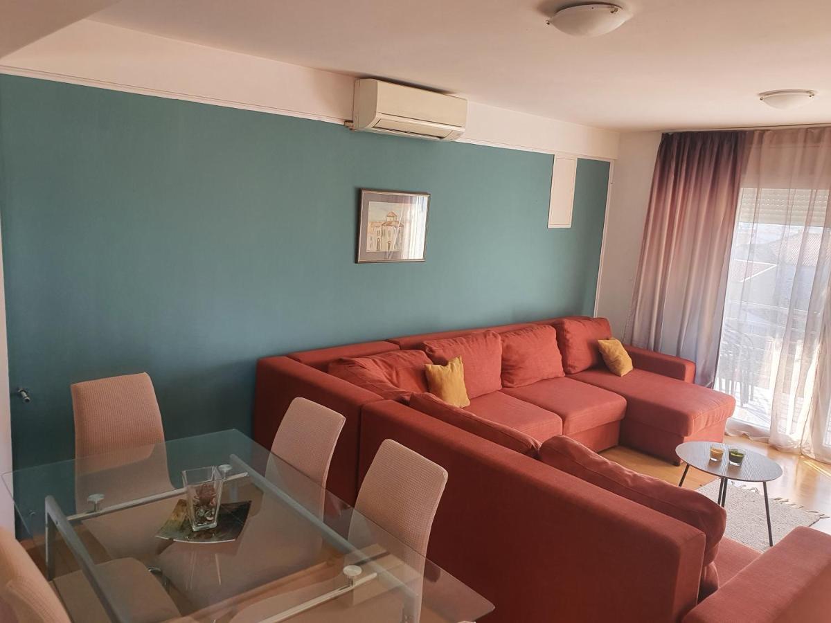 Cozy Two-Bedroom Apartment Zara Esterno foto