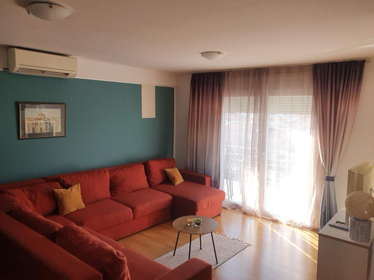 Cozy Two-Bedroom Apartment Zara Esterno foto