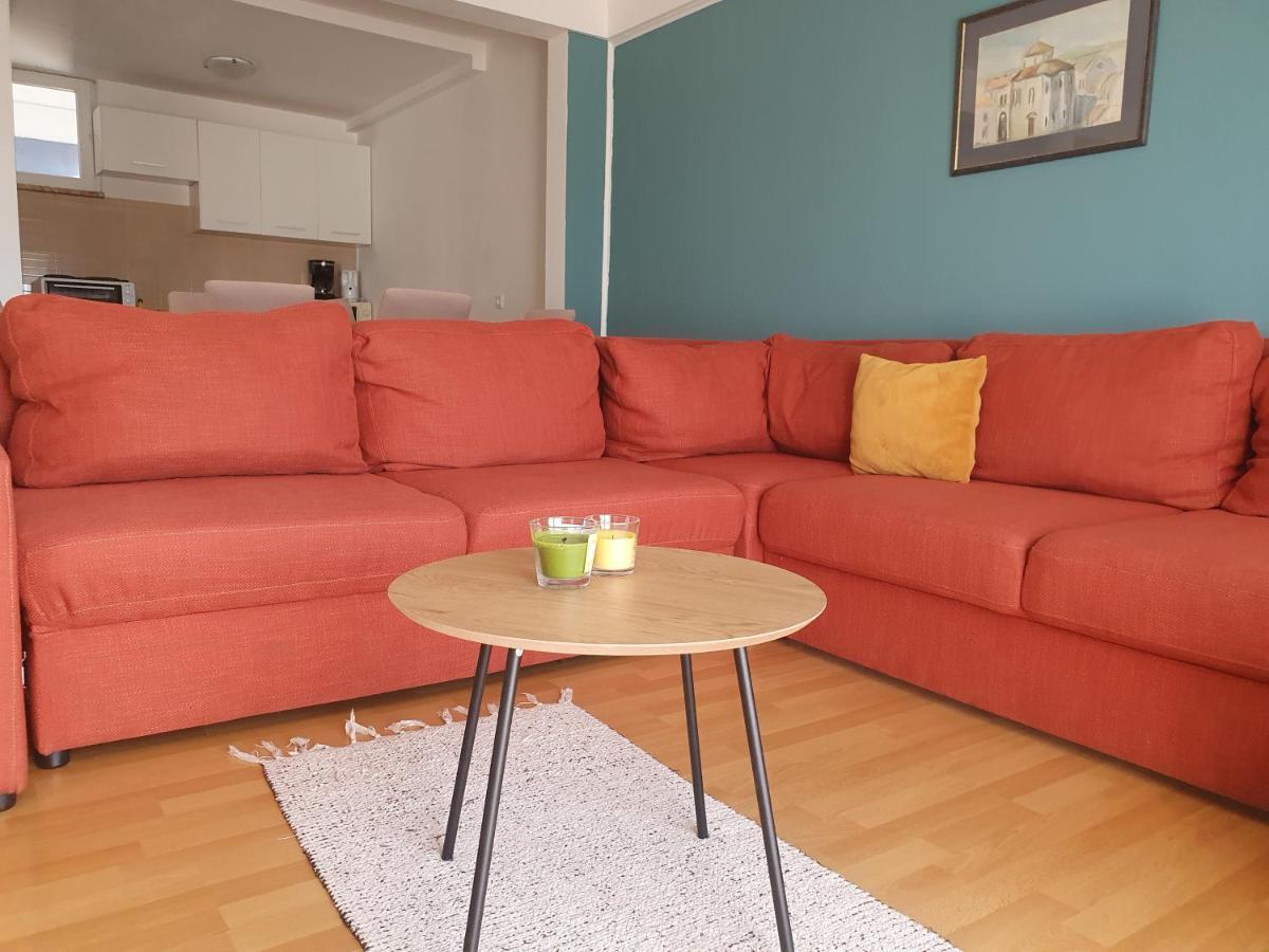 Cozy Two-Bedroom Apartment Zara Esterno foto